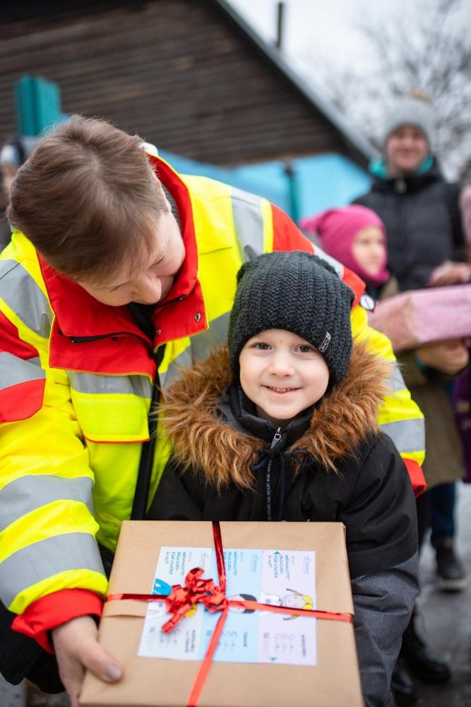 Stiftung Kinderzukunft sammelt wieder Weihnachtspäckchen für Kinder in Not PresseBlog